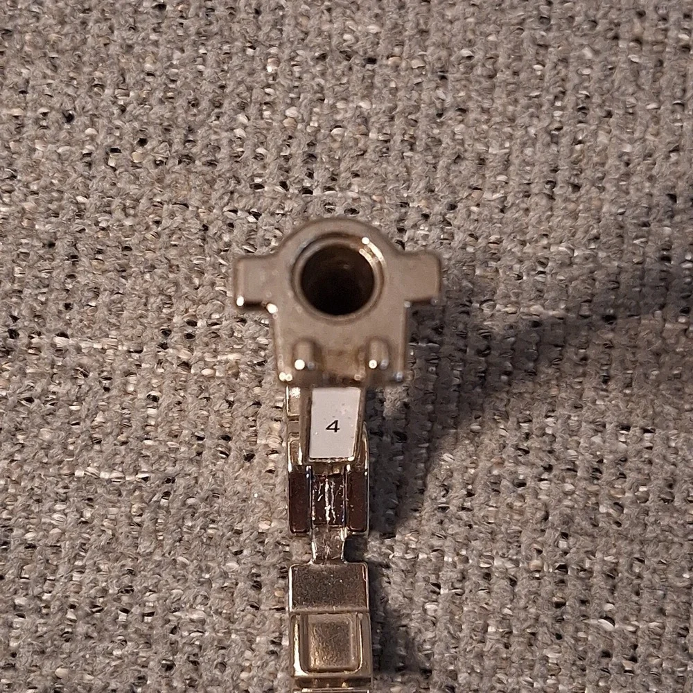 Genuine BERNINA Zipper Foot # 4 Sewing Machine Old Style VGC